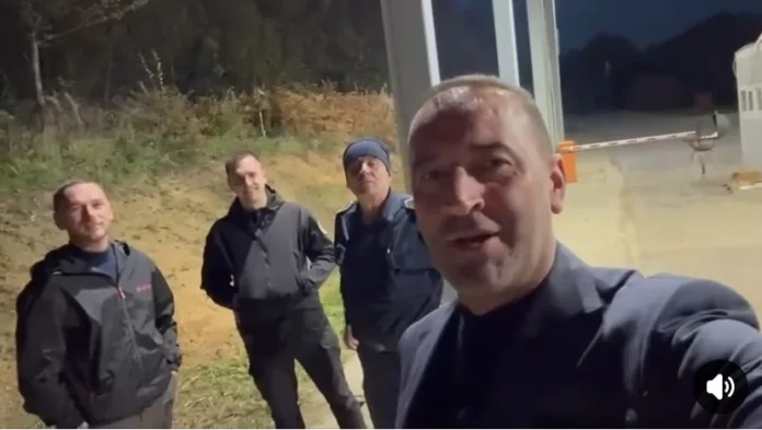 “Bashkë me heronjët e Kosovës”, Haradinaj viziton policët te pika kufitare ku u afruan forcat serbe