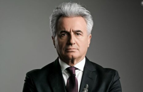 Koci: E ka blloku Kuvendin, e Albin Kurtit po i bie në mend me shku në Operë në Drenicë