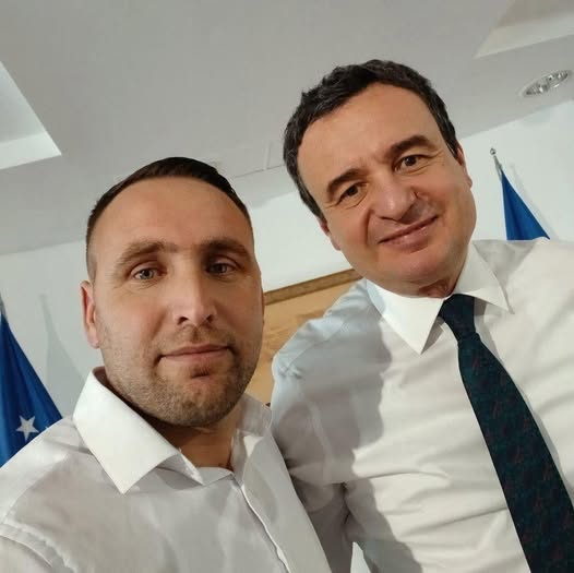 Albert Shabani “dëshpërohet”: VV nuk e kandidon për deputet, planifikon të shkojë dhe të jetojë në Gjermani