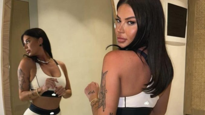 “Zemra jeme”, me këto fjalë i drejtohet Santiana këngëtarit të njohur kosovar