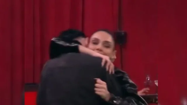 Ndizet atmosfera në shtëpinë e BBV/ Kristi kërcen me Krusitën: Do të mbys me…