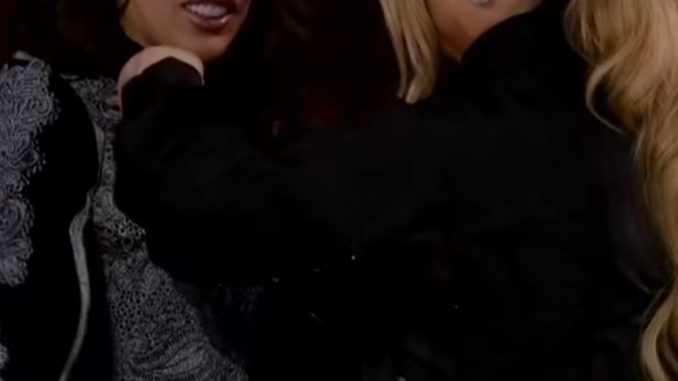 Ndodhi edhe kjo! Ryva vesh Zanën në dallama