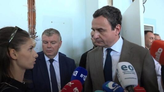 Blerim Haxhiaj e kryen “amanetin” e pushtetit, e largo nga puna gazetaren e RTK-së që refuzoi të lexoj një tekst pro Dimal Bashës