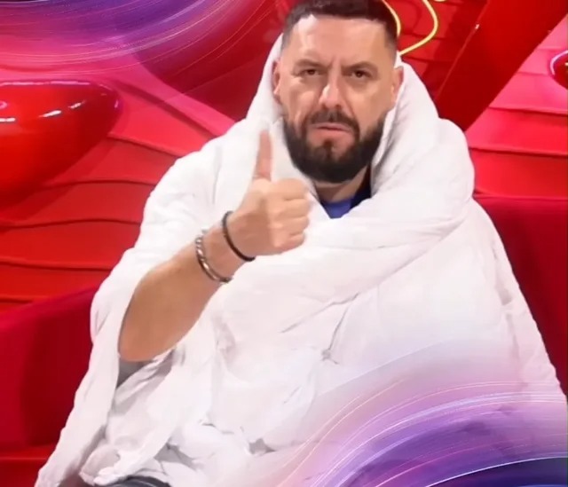 I ngelur vetëm! Nuk e besoni çfarë zbuloi Miri në dhomën e rrëfimit për Selinën, por jo vetëm!