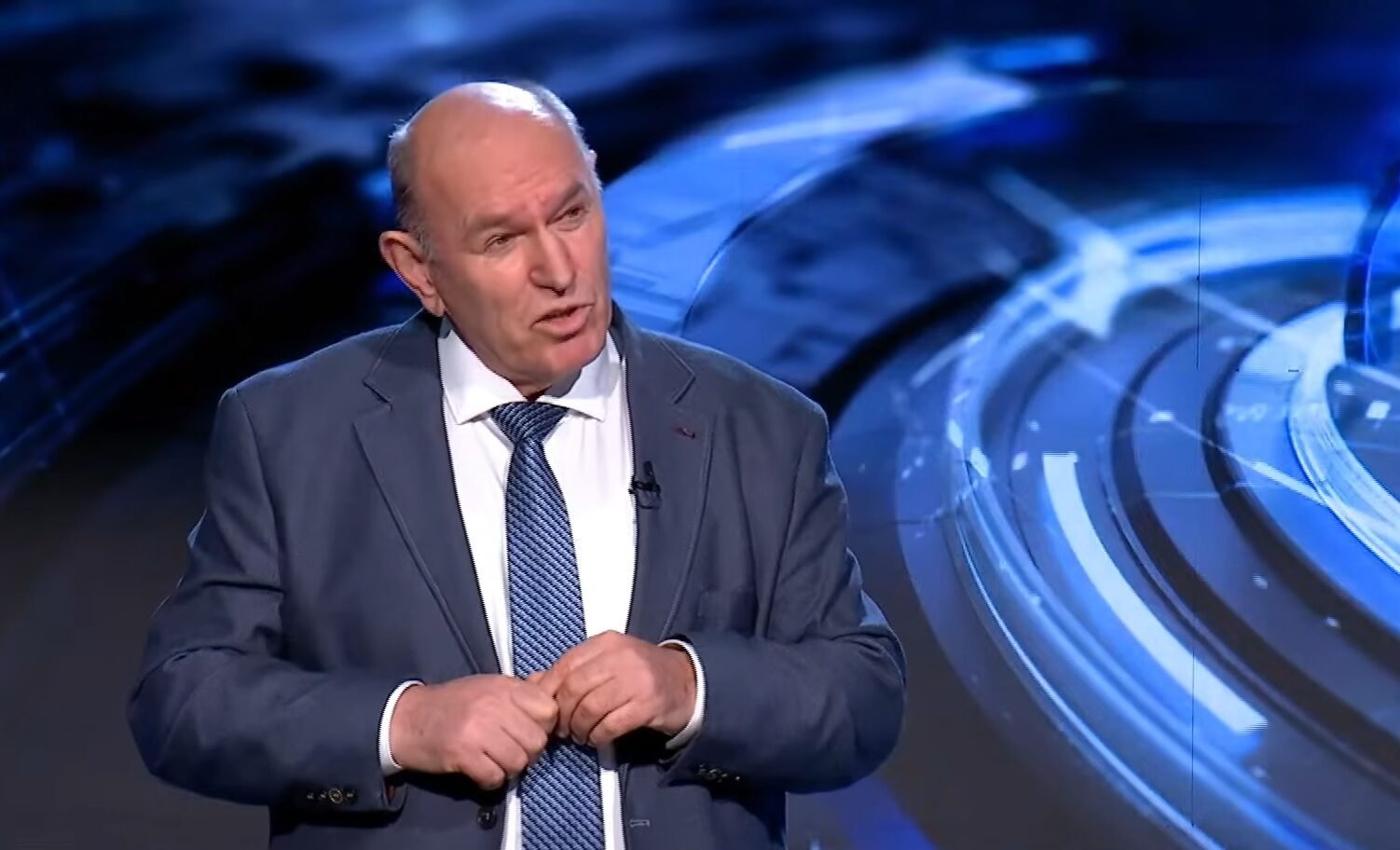 Jasharët u tërhoqën, kush mund të jetë tani president? Flet profesori Kolë Krasniqi (VIDEO)