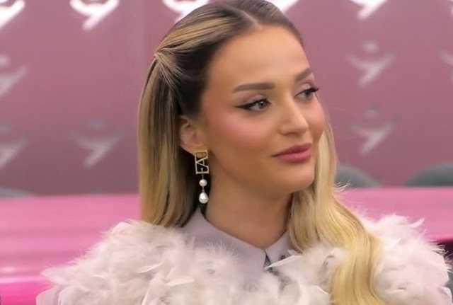 Njihuni me babanë e Selinës/ Portreti i panjohur që trazoi “BBV”