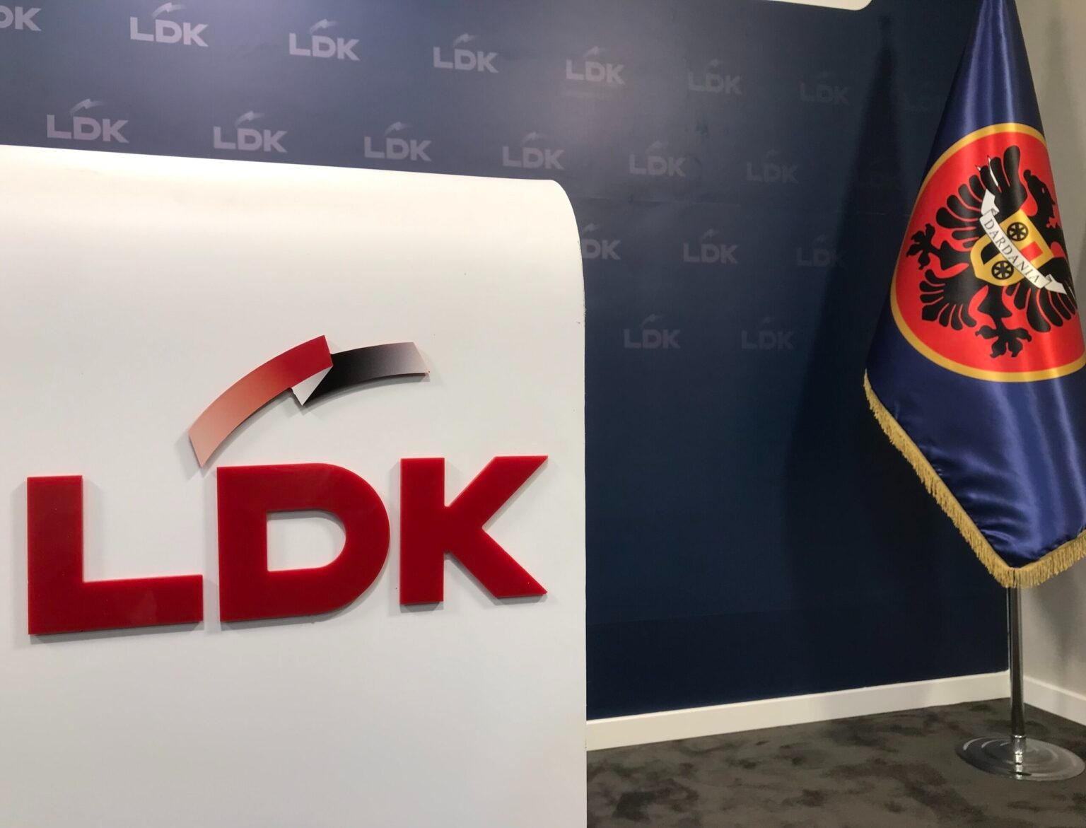 Pak para takimit Kurti-Abdixhiku, zyrtari i LDK-së del me këtë kërkesë