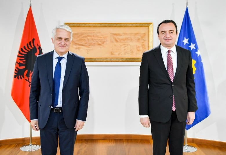 Pandeli Majko vlerëson Albin Kurtin: “Me plot gojën themi: Albin Kurti, ta lumsha!”