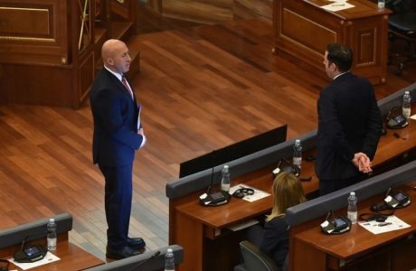 Reagojnë LDK-ja, i çojnë “selamë” Haradinajt pasi e goditi Abdixhikun