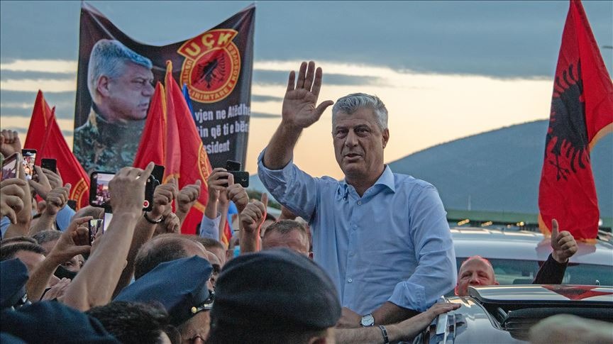 Thaçi nga Haga paralajmëron largimin nga politikë