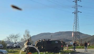 E dhimbshme kjo çfarë iu ndodhi ushtarëve të KFOR-it sot në Mitrovicë