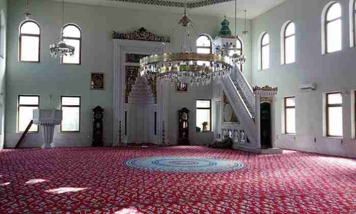 Gjermani: Kishat po mbyllen, xhami dhe tempuj po hapen