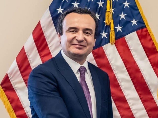 Dy të fuqishmit nga Amerika zbarkojnë në Prishtinë, do të takohen me Albin Kurtin