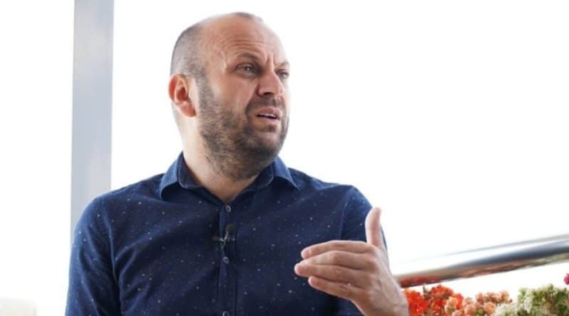 Në çfarë derexheje ka ra partia – Perparim Rama bën koalicion me PDK-në në Prishtinë pa e pyet hiç…