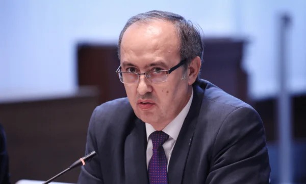 Avdullah Hoti del me paralajmërim të ri