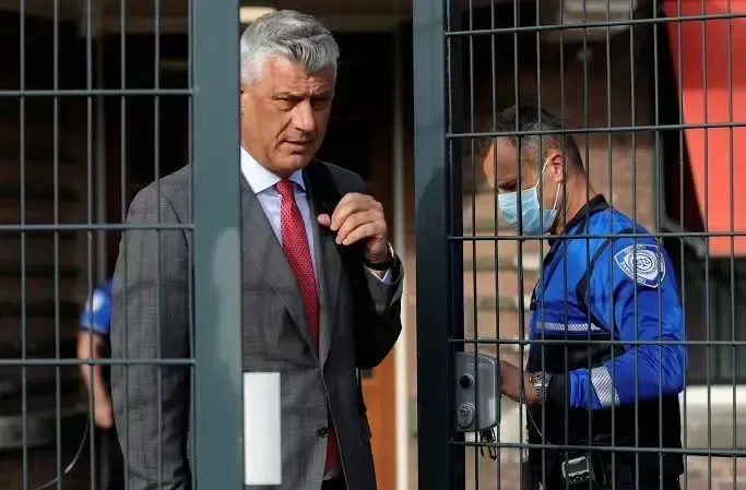 Thaçi ofron 50 mijë € dorëzani, tregon çka synon të bëjë pas lirimit me kusht