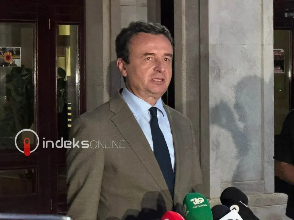 Kurti bën hapin e parë politik