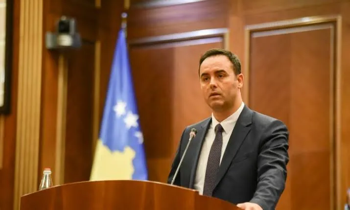 Glauk Konjufca sapo e dha lajmin që po e pret gjithe Kosova
