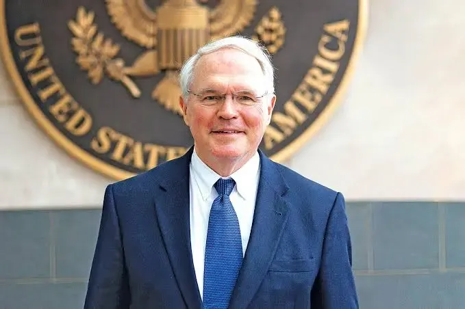 Vjen reagim i ashper i ambasadori Amerikan Hill pas vendimt ne hage, ja çka zbulon!