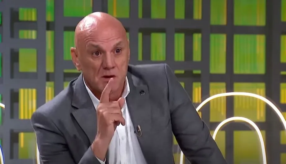 Gani Geci i reagon ashpër qytetarit pas thirrjes për “leqitjen” e familjes Geci